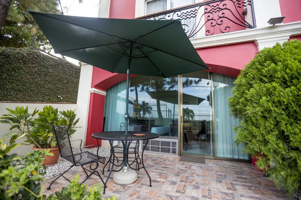 Altos De Fontana Hotel Managua Room photo