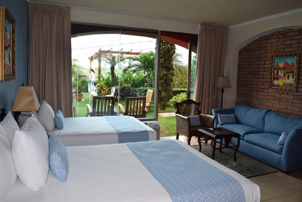 Altos De Fontana Hotel Managua Exterior photo