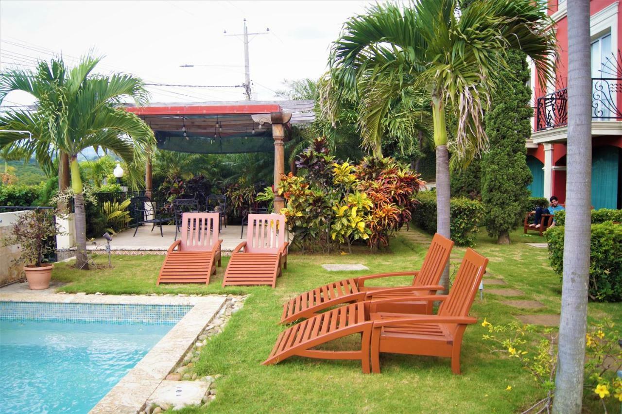 Altos De Fontana Hotel Managua Exterior photo